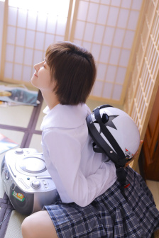 金梅瓶3